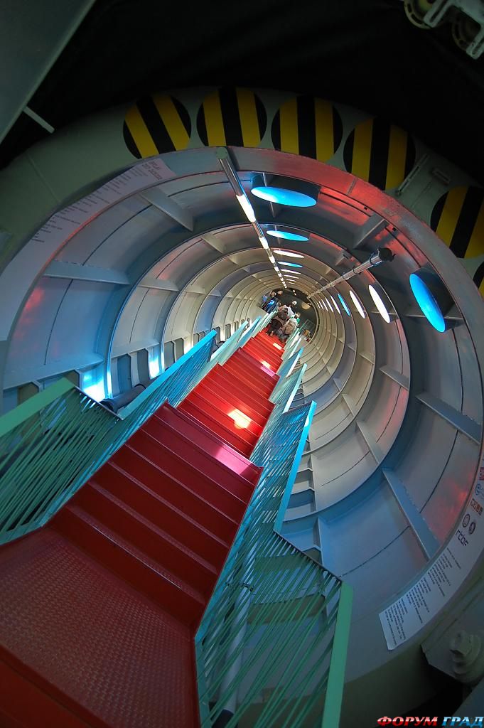 Лестница в отеле Atomium Kidsphere