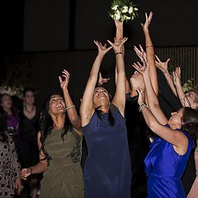 bouquet-toss-07