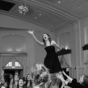 bouquet-toss-15