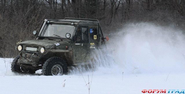 На джипах