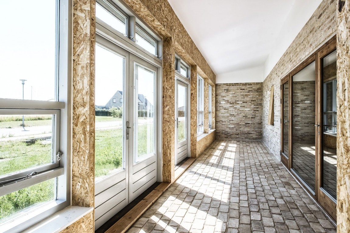 Проект экологически чистого дома Upcycle House из вторичных материалов () Проект экологически чистого дома Upcycle House из вторичных материалов