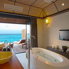 lily-beach-resort-spa-in-the-maldives-14