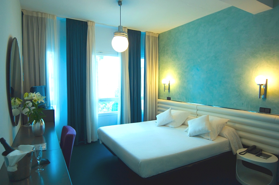 Es Vive hotel