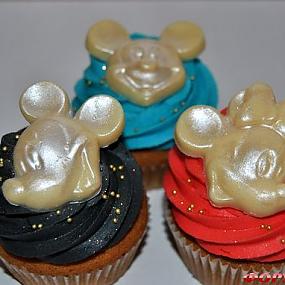 disney-cake-cupcake-ideas-15