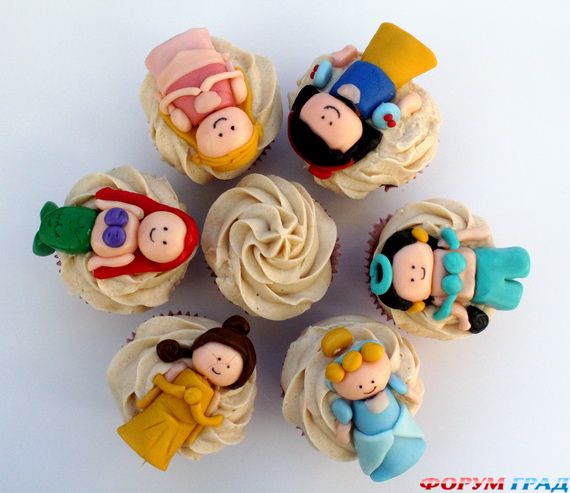 disney-cake-cupcake-ideas-46