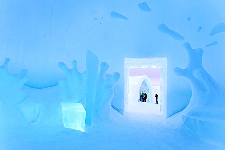 Детали интерьера отеля Icehotel в Швеции