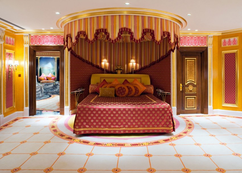 Дизайн интерьера отеля Burj Al Arab в ОАЭ