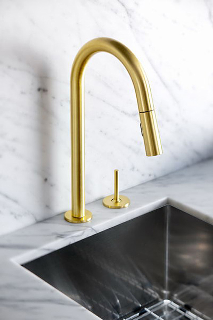 chic-brass-fixtures-upgrate-4