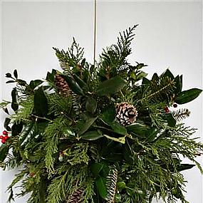 christmas-greenery-tree-9