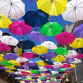 floating-umbrellas-canopy-aqueda-1