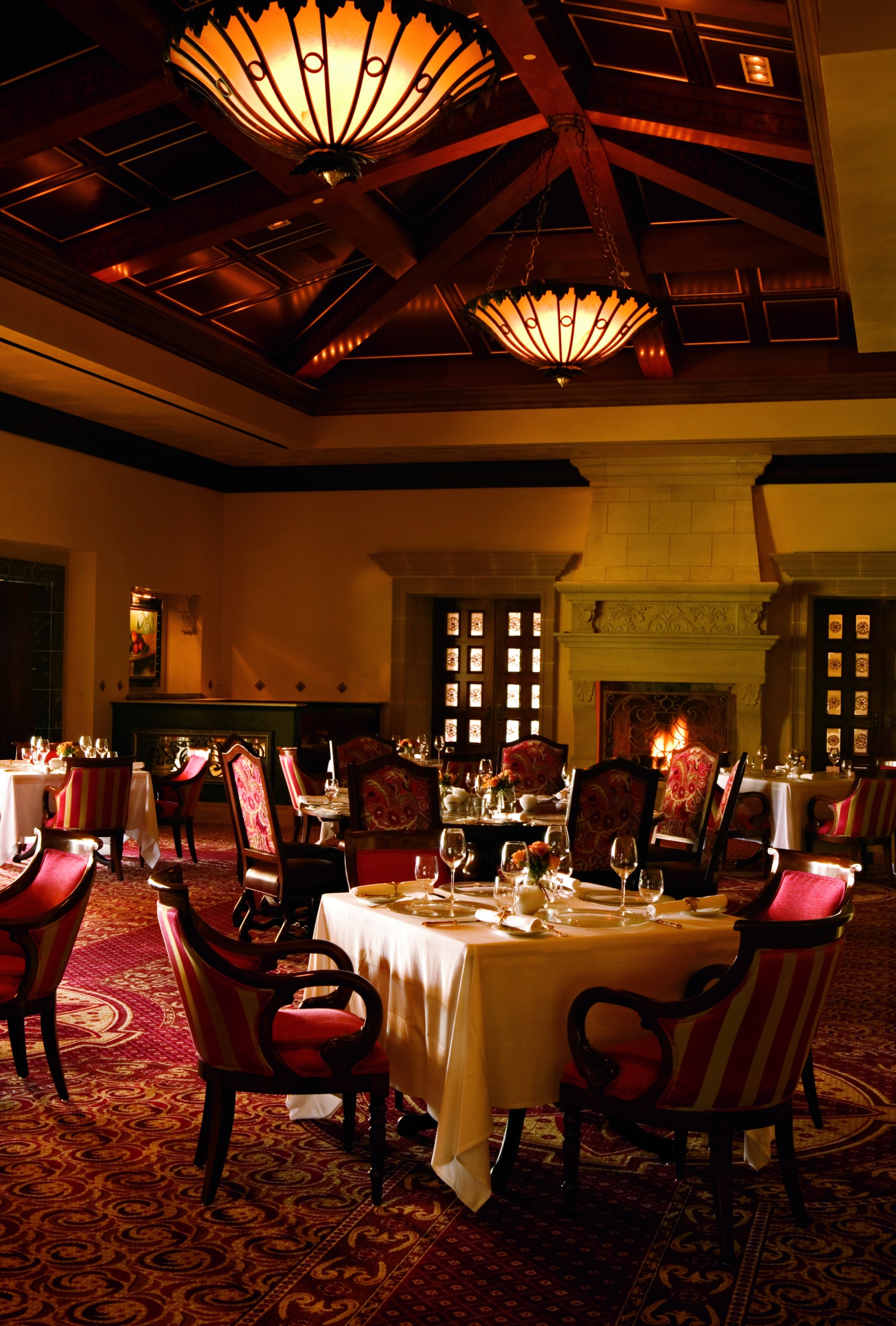 Дизайн интерьера ресторана бутик-отеля The Grand Del Mar в США