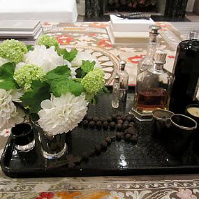 perfect-coffee-table-vignette-1