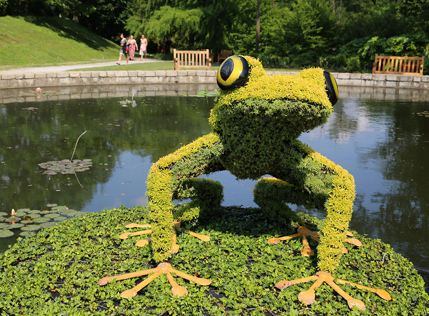 scorptures-atlanta-botanical-gardens-2