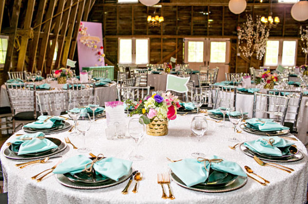 trendy-party-service-table-ideas-6
