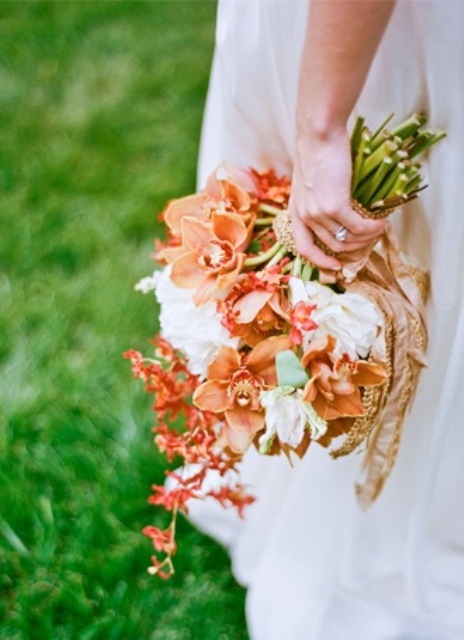 beautiful-bright-summer-wedding-bouquets-56