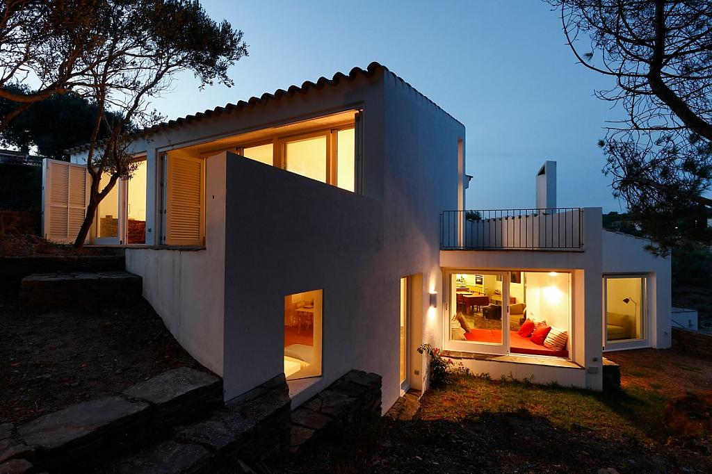 Испанский Beach House – жизнь на каменных террасах