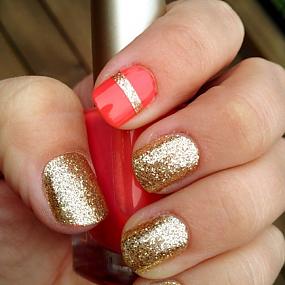 shiny-glam-wedding-nail-ideas-13