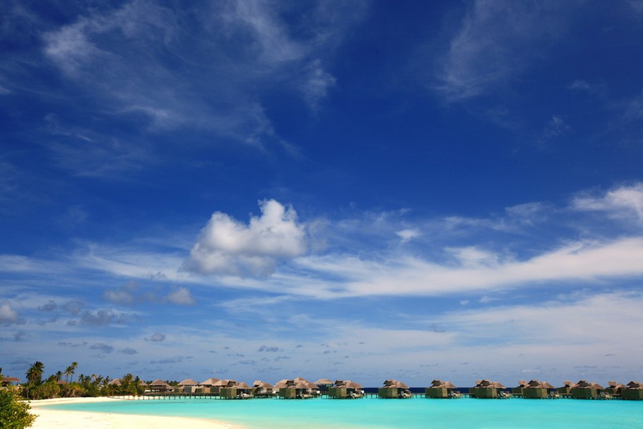 luxury-maldives-resorts-six-sense-laamu