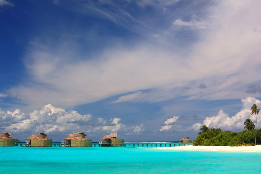 luxury-maldives-resorts-six-sense-laamu
