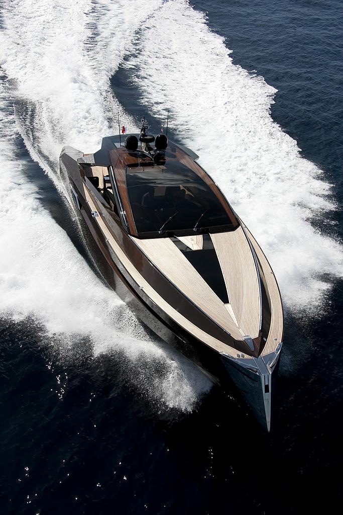 luxury-yacht-by-art-of-kinetik
