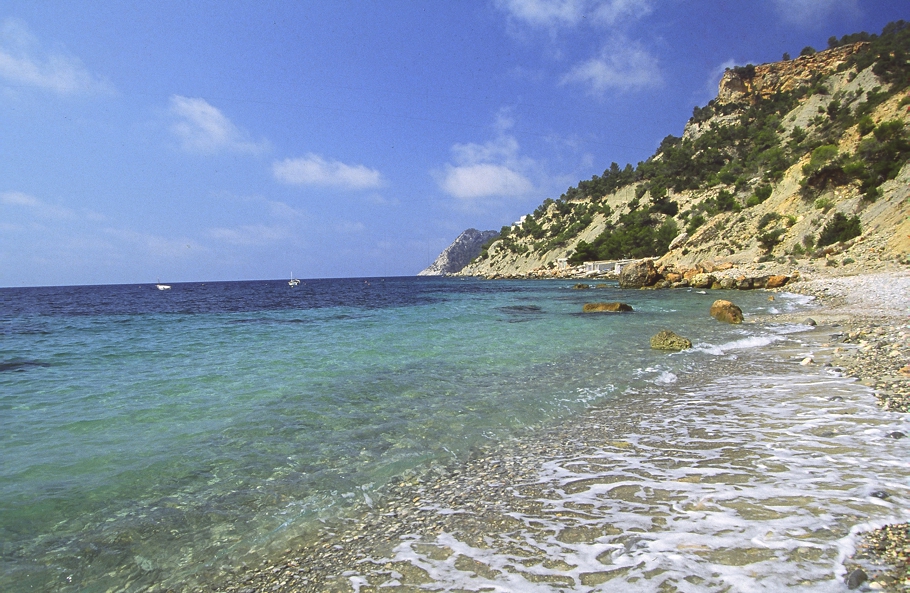romantic-la-ventana-villa-ibiza