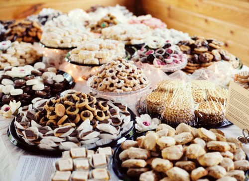 the-cookie-table-diy-reception-ideas-05
