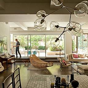 unusual-shaped-globe-branching-bubble-chandelier