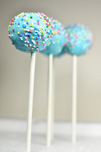 fake-cakes-cake-pops-06