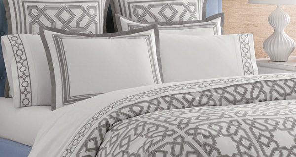 современное бельё от Jonathan Adler 
