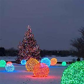 outdoor-christmas-lighting-decorations-4