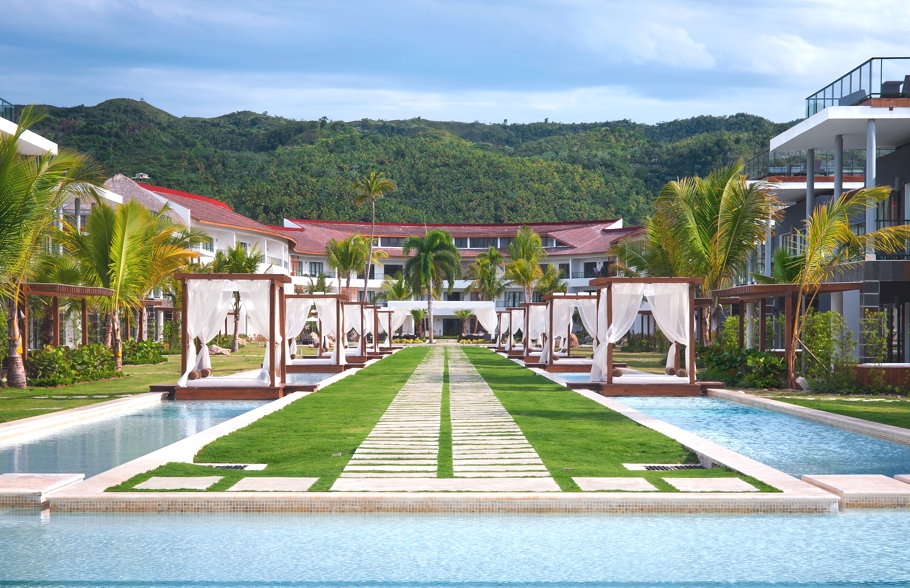 luxury-caribbean-hotel
