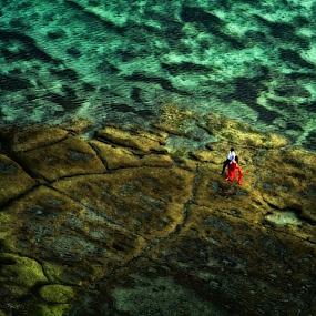 couple-on-beach-wedding-33