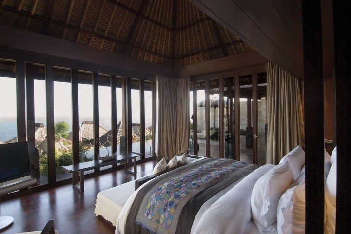 Отели и рестораны Bulgari Resort на Бали