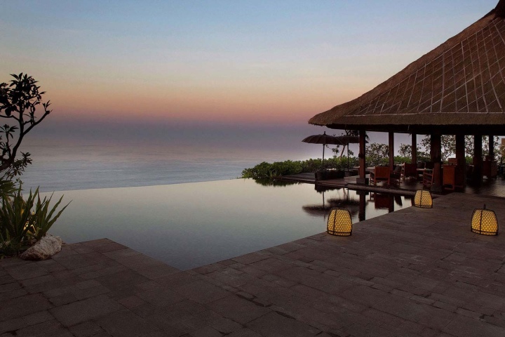 Отели и рестораны Bulgari Resort на Бали