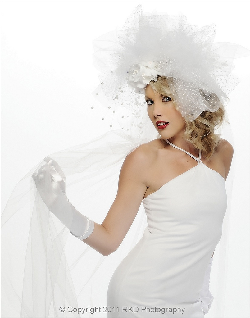 extravagant-bride