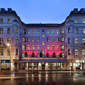 lux11design-hotel-by-giuliana-salmaso-claudio-silvestrin-berlin-10