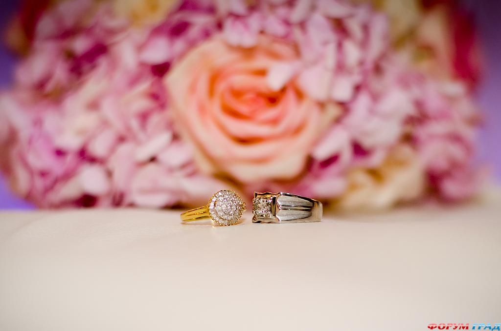 ring-and-flowers-121