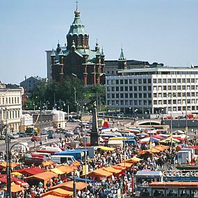 market-square-helsinki-finland-01