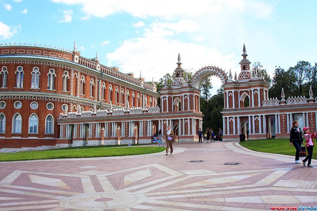 tsaritsyno-museum