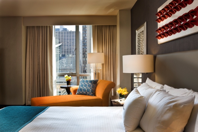 Отель со стеклянным Thewit Chicago Hotel в центре делового мегаполиса Чикаго