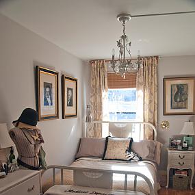 lauren-gries-vintage-bedroom