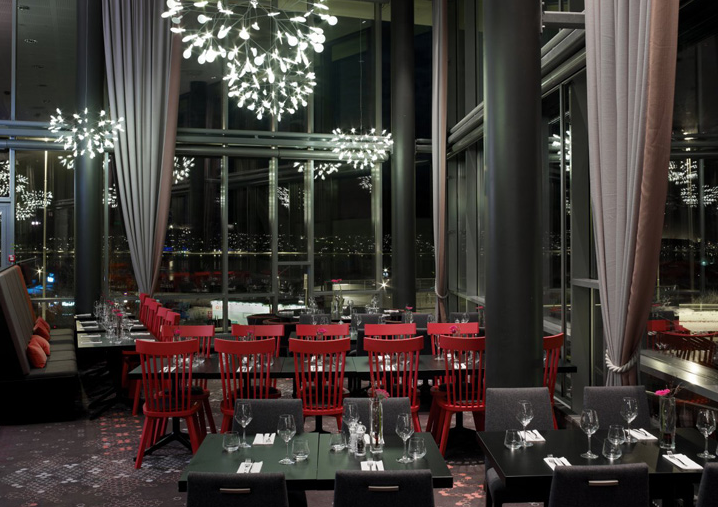 Rica Hotel от Scenario Interiorarkitekter в городе Narvik