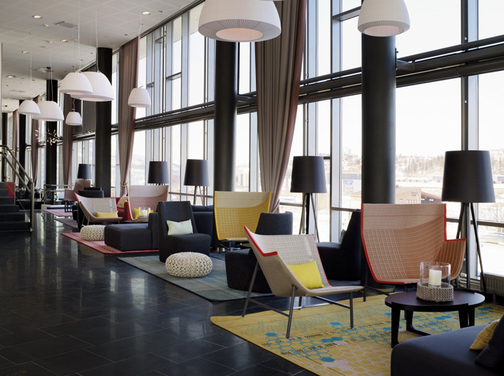 Rica Hotel от Scenario Interiorarkitekter в городе Narvik