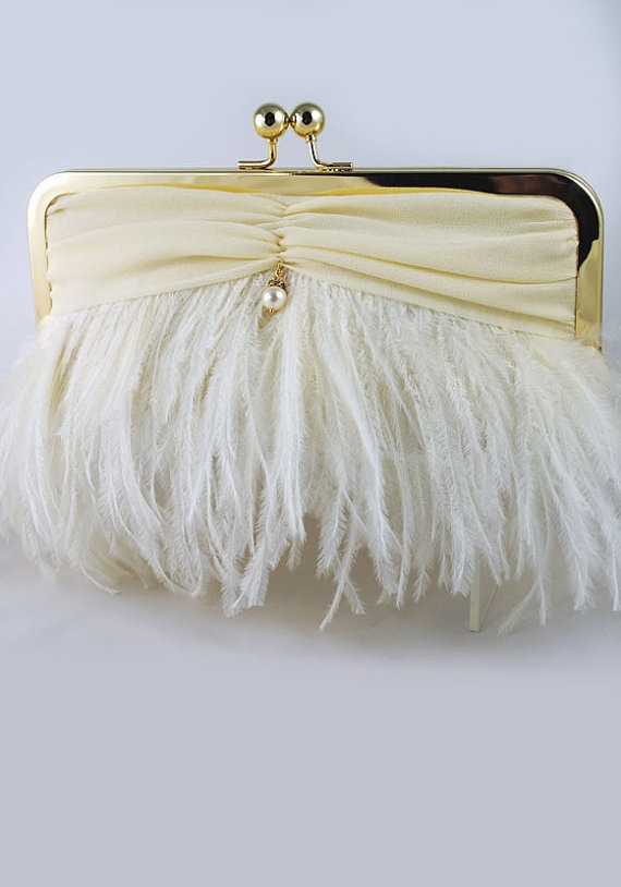 chic-bridal-clutches-for-any-taste-22