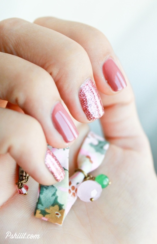 pretty-and-pink-trendy-wedding-nails-ideas-06
