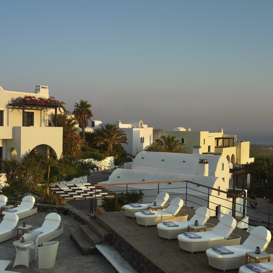 vedema-resort-santorini-greece