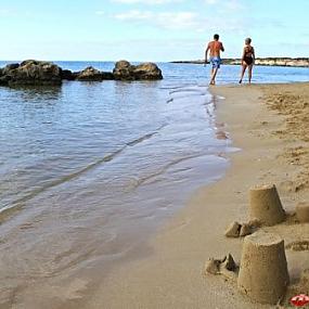 coral-bay-beach