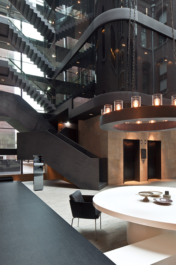 Интерьер Conservatorium Hotel