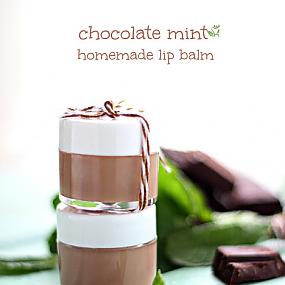 diy-chocolate-mint-lip-balm-04