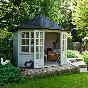 summerhouse-style-garden-ideas-01